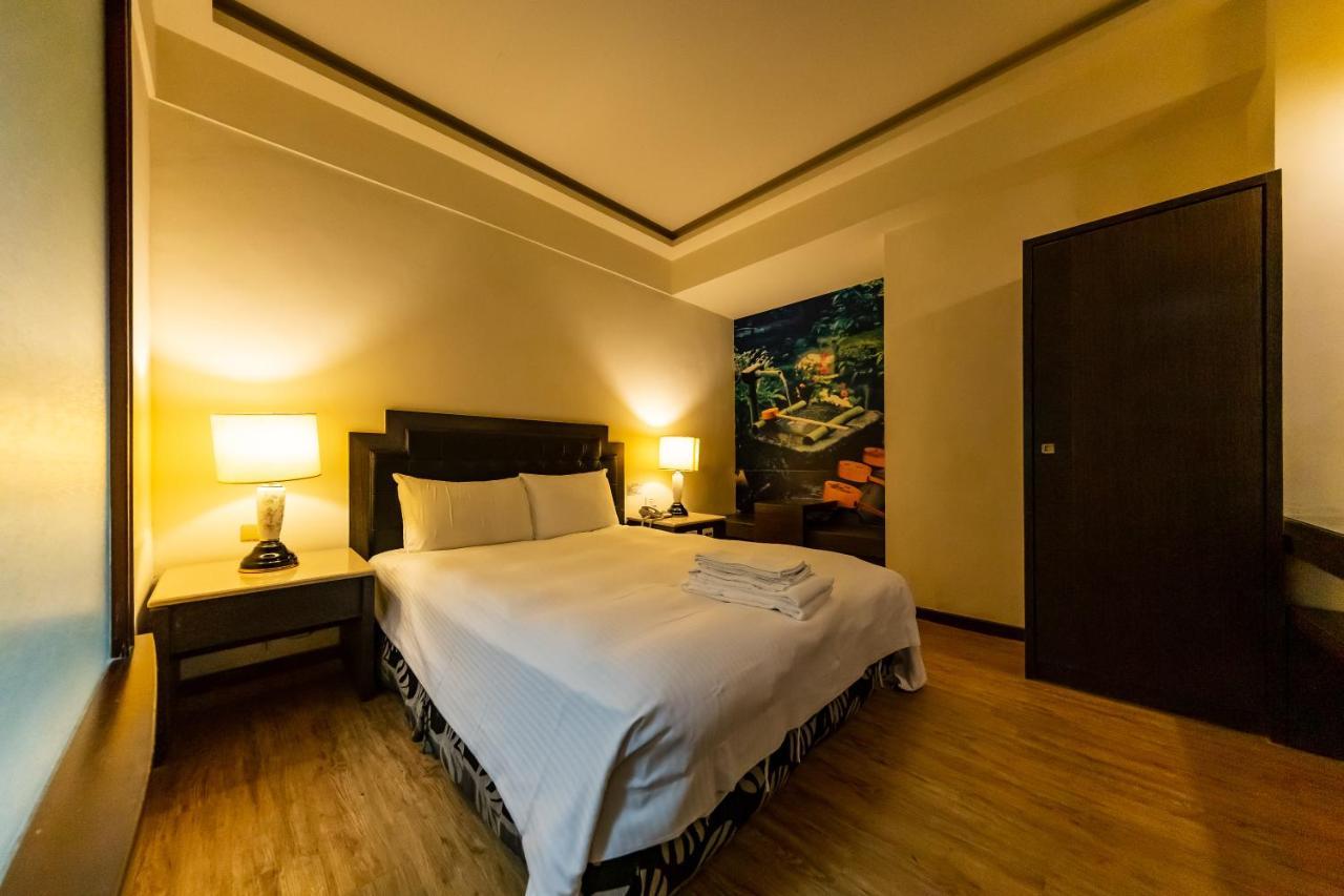I Hi Sanduo Travel Hotel Kaohsiung Exteriör bild