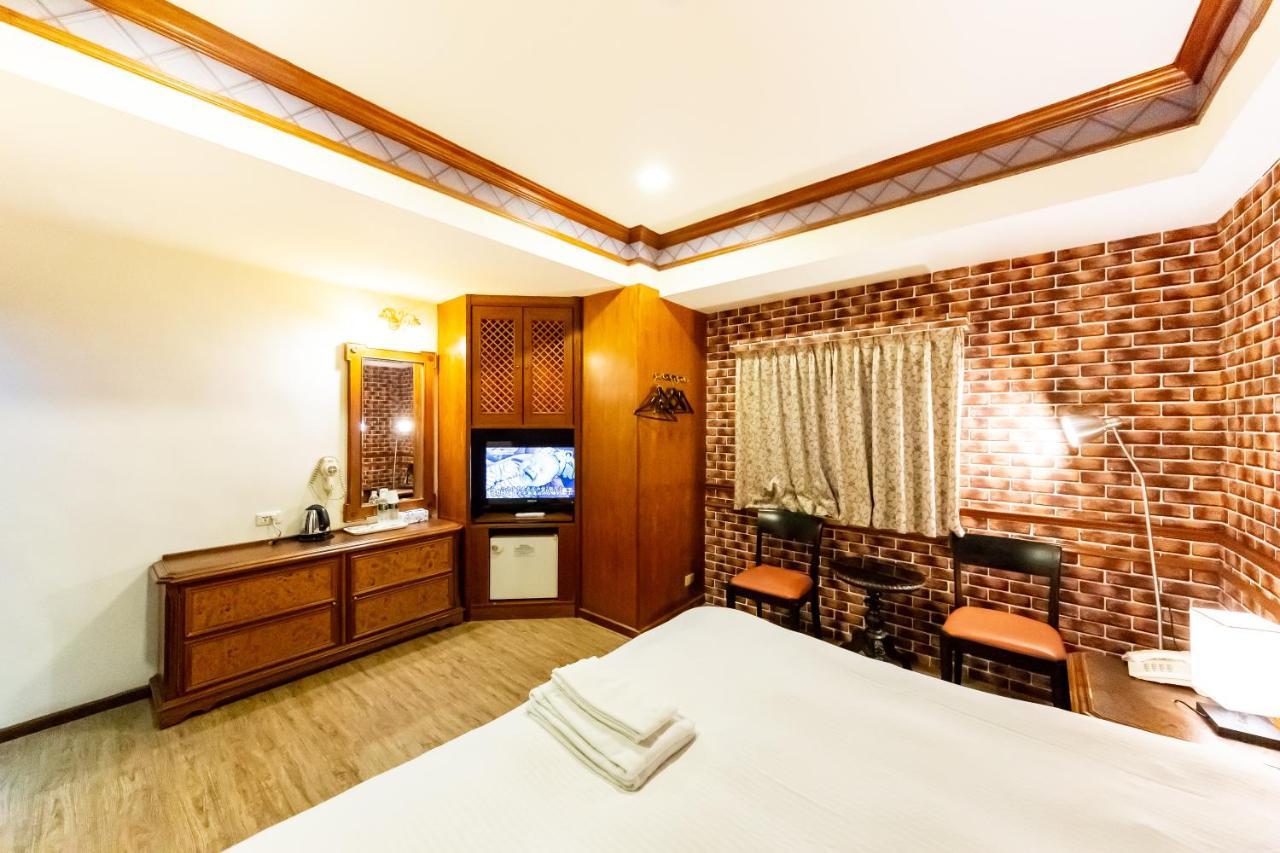 I Hi Sanduo Travel Hotel Kaohsiung Exteriör bild