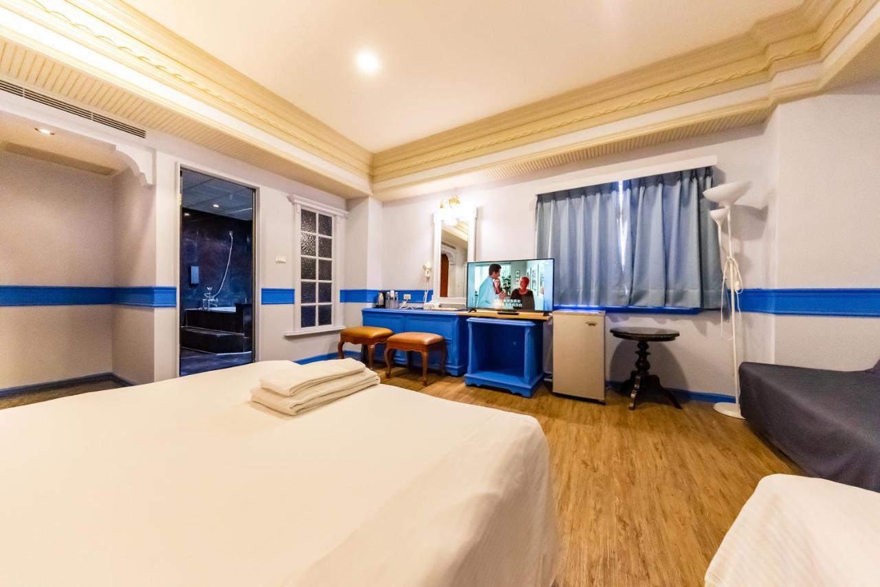 I Hi Sanduo Travel Hotel Kaohsiung Exteriör bild